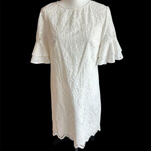 Trina Turk Dress‎ Size 6 White Praise Scalloped Eyelet Lined Dress with Back Zip